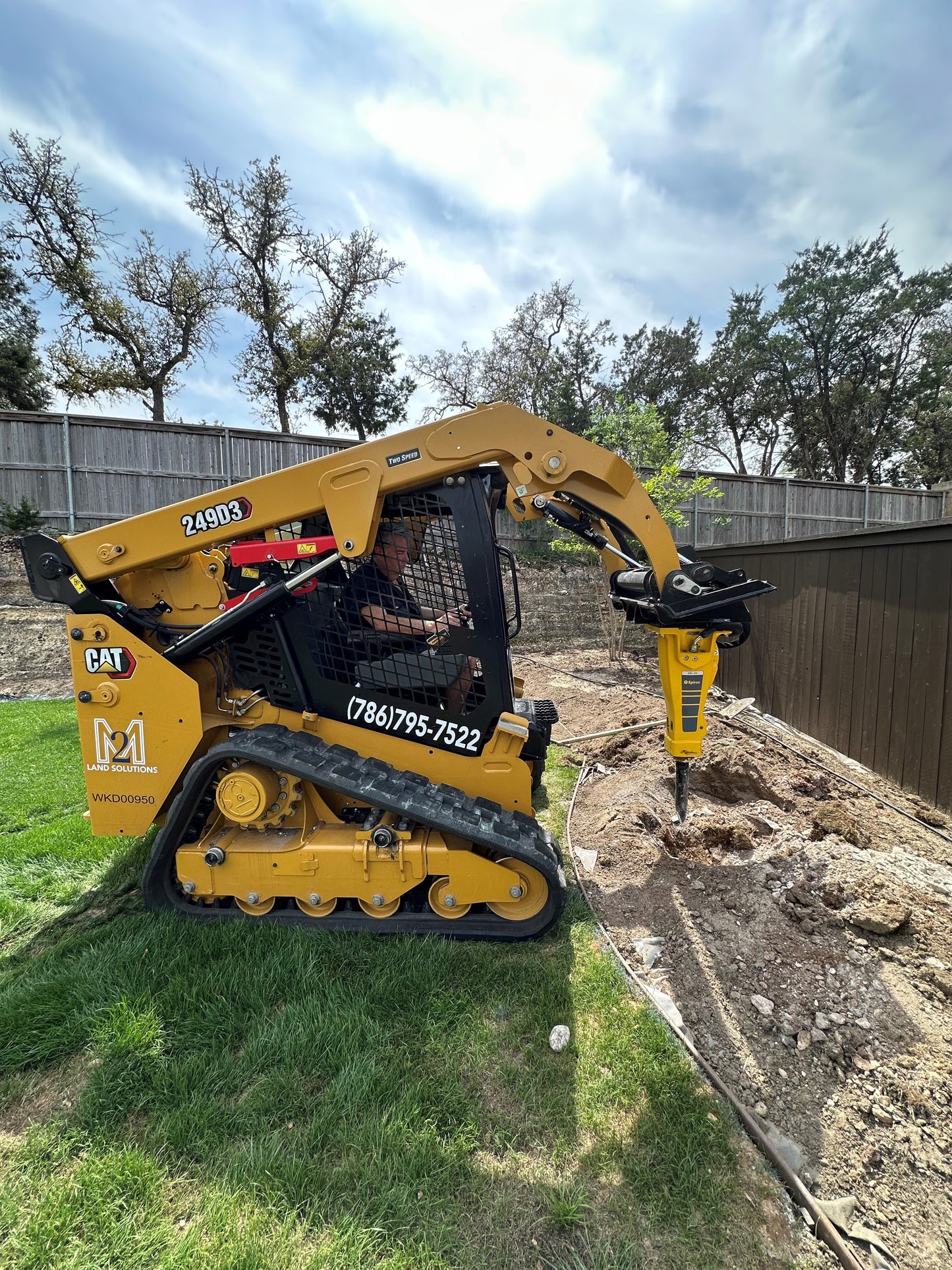 Open Cabin Track Loader (67HP)
