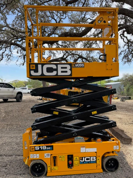 Electric Scissor Lift - 19Ft